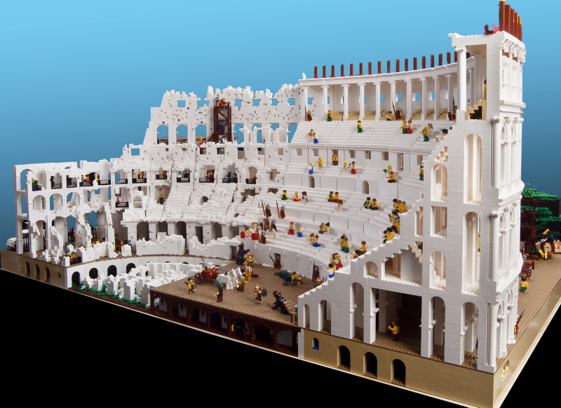 Illustration for article titled Massive 200,000-Piece Roman Colosseum Is the Most Impressive Lego Architecture Model I've Ever Seen